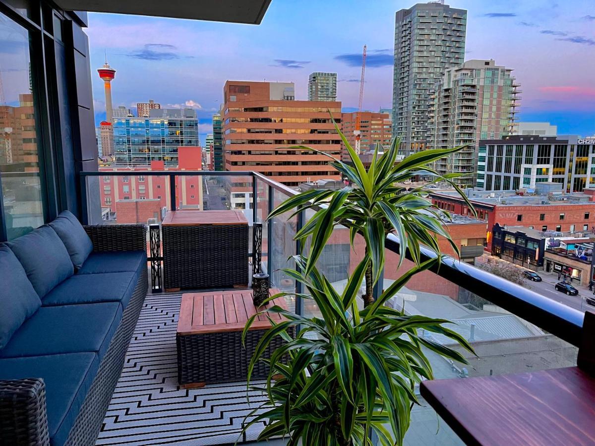 Luxury Dt, 2 Bedroom Deal, Private Balcony, Full Kitchen, Gym - Free Parking Calgary Exterior photo